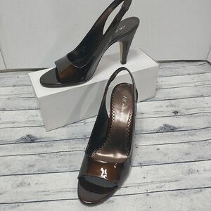 Anne Klein's Woman's SZ 8M Patent Brown Portia Shoes Upper Leather.